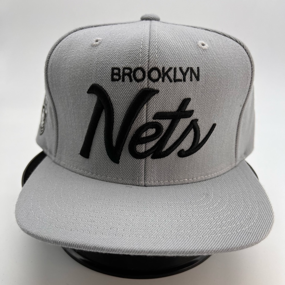Mitchell and Ness Brooklyn Nets adjustable hat. Cool Grey. Gently worn